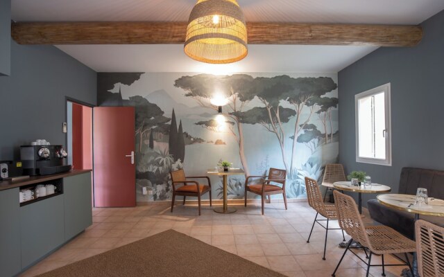 Logis Hotel La Goutte Deau