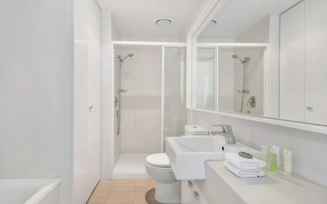 MJ Shortstay Whiteman St Apartments
