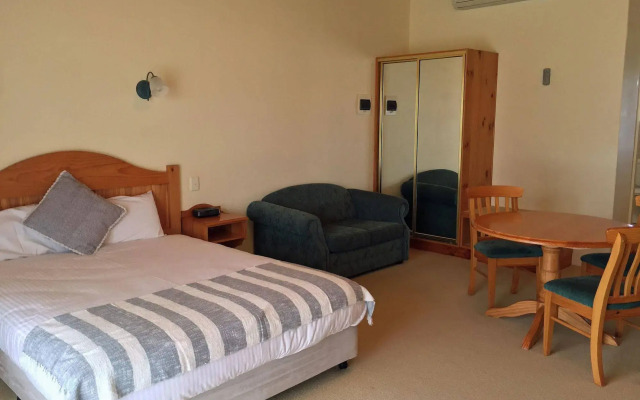 Coonawarra Place Motor Inn