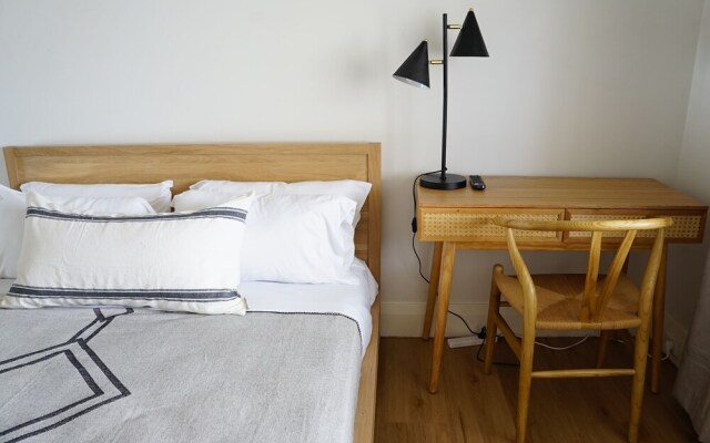 Harbord Beach Hotel
