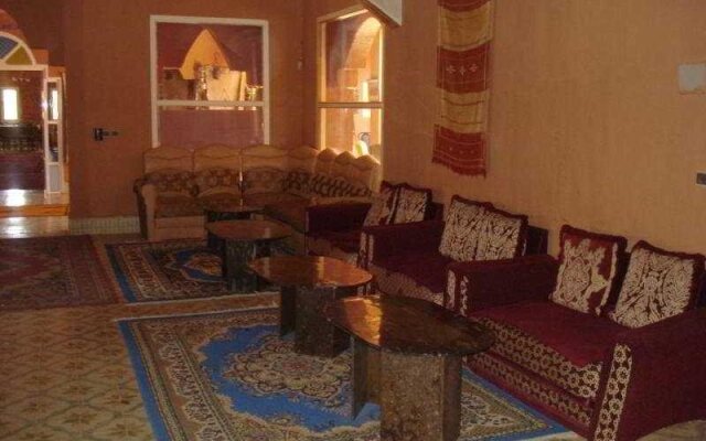 Auberge Kasbah Meteorites