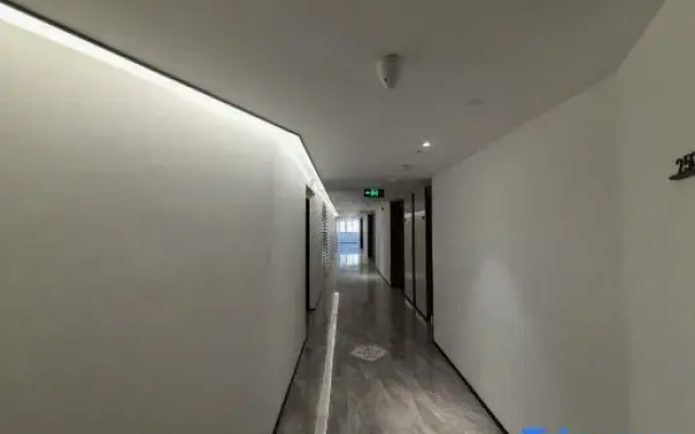 Yiqu International Apartment (Zhongshan Poly International Store)