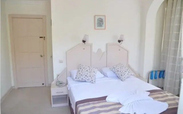 Carikci Otel Marmaris