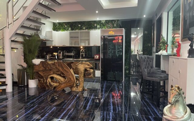 Hollywood Pool Villa Jomtien Pattaya