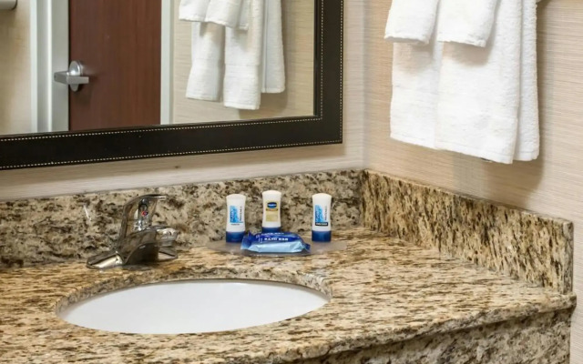 Fairfield Inn & Suites Jacksonville Airport