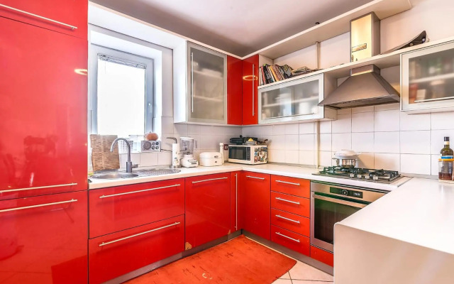 Modern City-Centre Penthouse with Spectacular Views / 135sqm