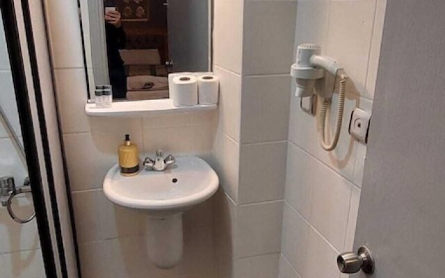 Paris Hotel Cafe Restaurant