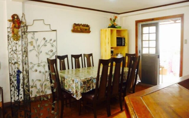 Trendy Baguio Transient house