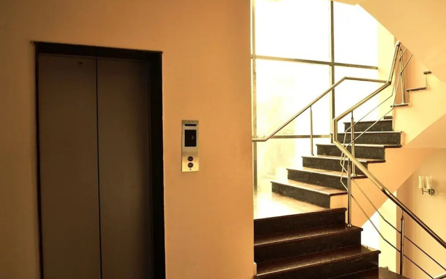 Greenleaf Apartment And Suites, Chittaranjan Park