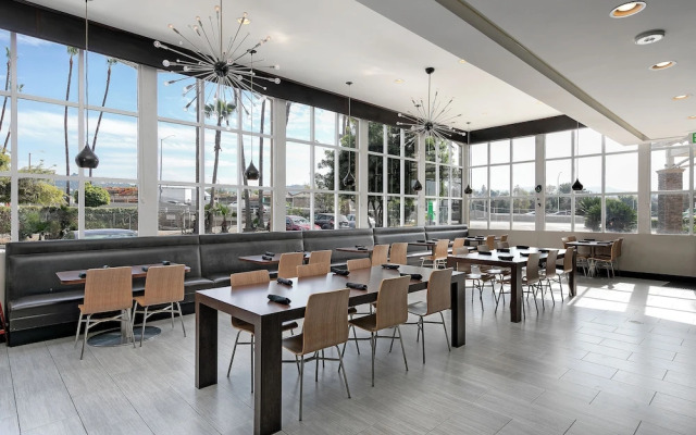 Holiday Inn West Covina