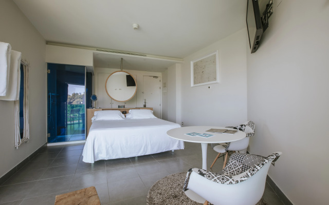 Higueron Hotel Malaga, Curio Collection by Hilton