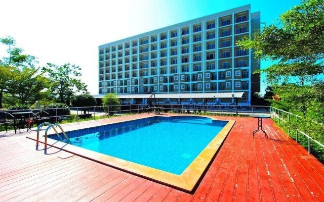 Grand Holiday Residence