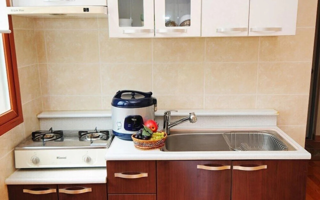 Songnisan Mountain White