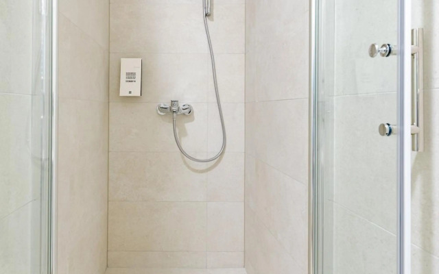 Swanky bed&breakfast