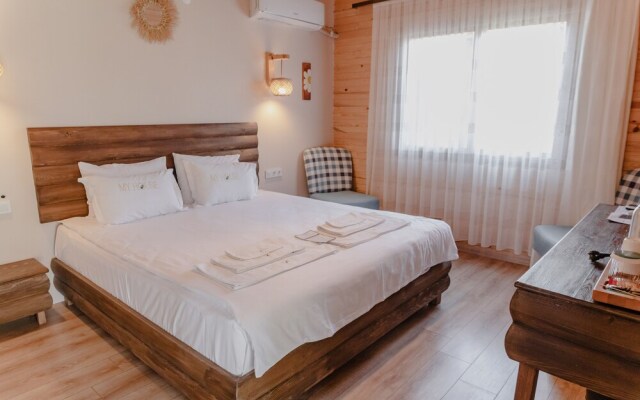 Myhouse Urla Butik Otel