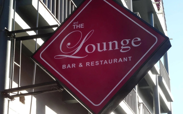 The Lounge Hotel
