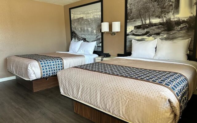 Canyon Inn Motel By OYO Flagstaff Route-66