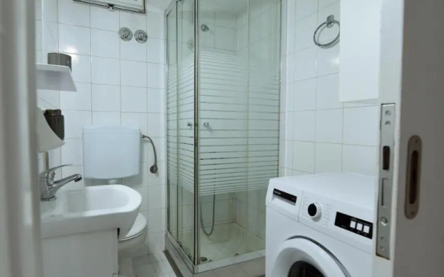 Nice House close to the city centre!