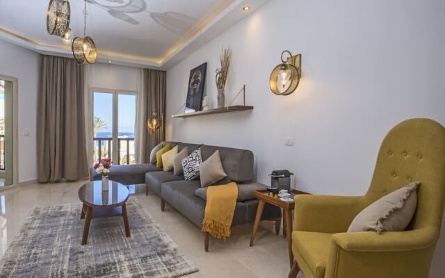 Outstanding Sea View-Azzurra Apartments