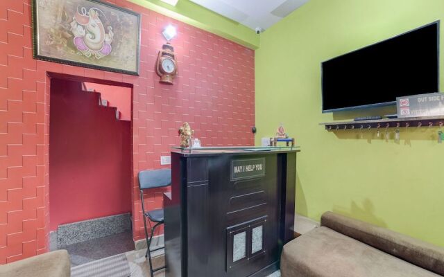 OYO 27043 Kanak Residency