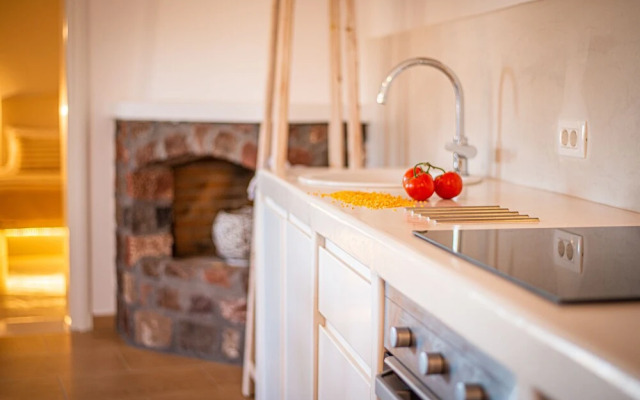 Klimata House - Private Hot Tub Pool & BBQ Villa