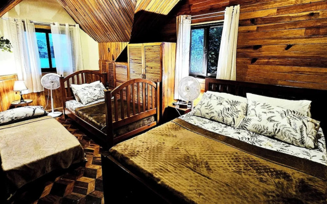 Room-attic Room 3B Transient Baguio Wifi