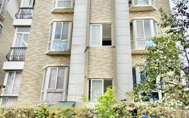 Xiaodou Space Capsule Youth Hostel (Kunming Dianchi Haitang Dam Branch)