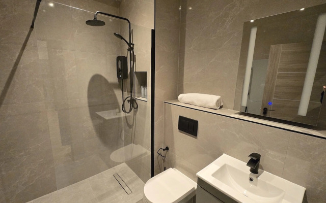 Finchley Stylish 1-Bed | Great Location