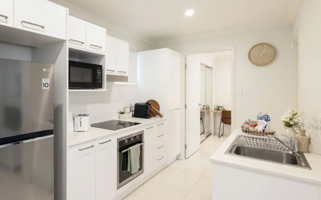 14A Freney St