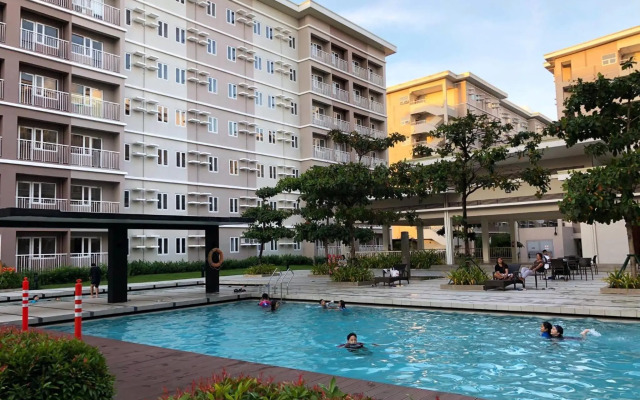 SMDC Trees Residences Tower 1 - 2BR Newly Renovated Staycation