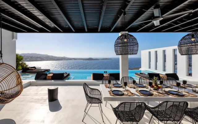 Luxury Key Mykonos 5 Bed Villa Black Royal II Psarou