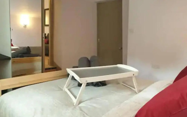 Sparks - Family Suite in Canalside Guesthouse