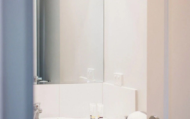 42 Banksia by the BnB Collection