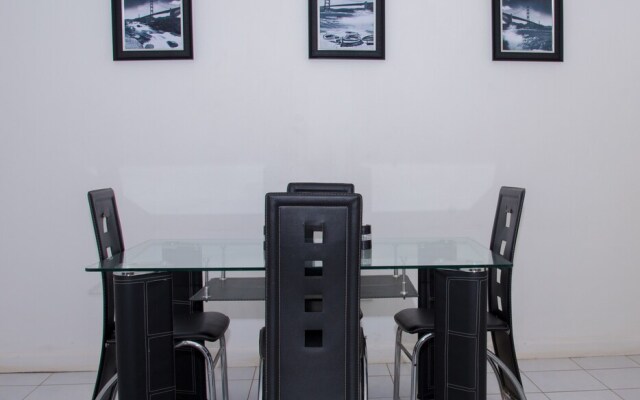 Spendwise Lodge and Apartments