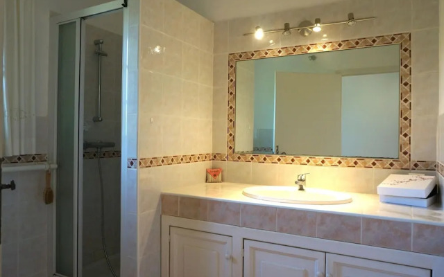 Beautiful House With Large Garden