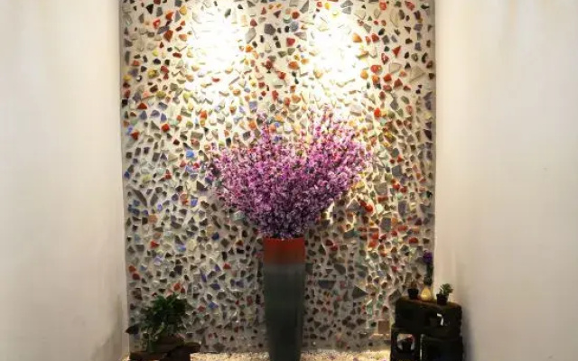 The Colorful House