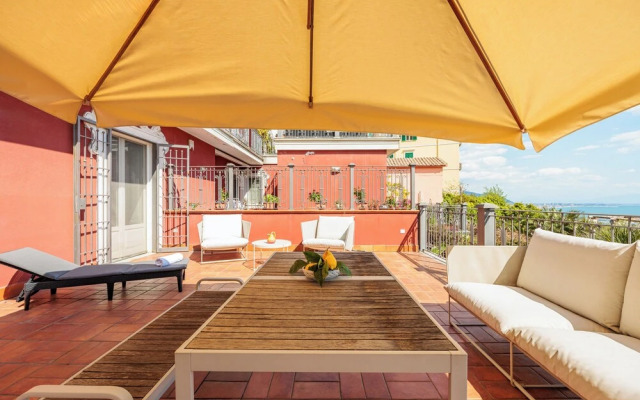 Terrazza Aphrodite by Napoliapartments