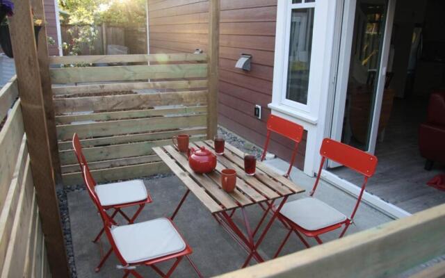 Vancouver Traveller Cottage