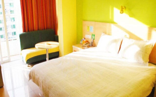 8 Inns Dongguan Shijie Branch