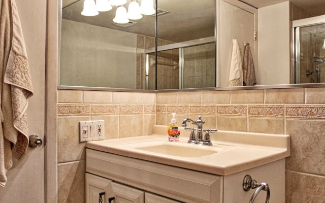 Premier Pass-a-grille Beachside Condo (108-14)