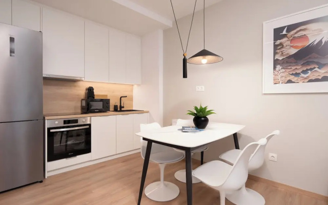Kosmos Luxury Residences