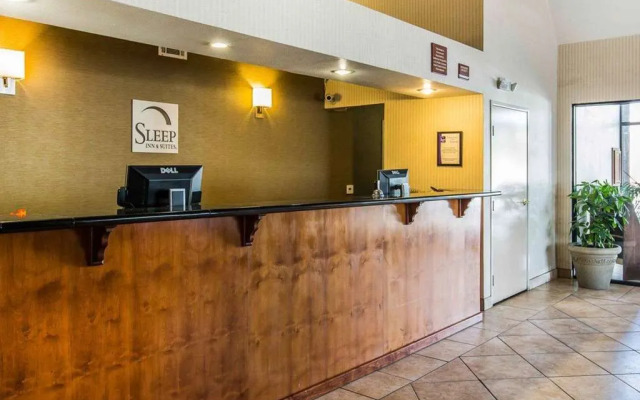 Sleep Inn & Suites Bakersfield North