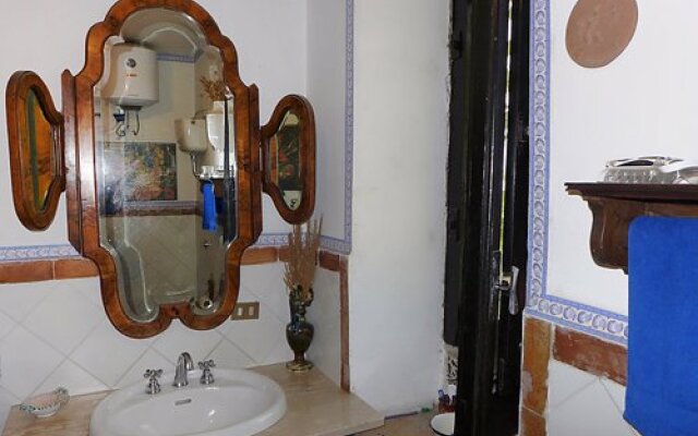 House Falcesca Buccino