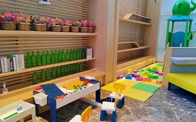 Holiday Inn Shanghai Dishui Lake by IHG