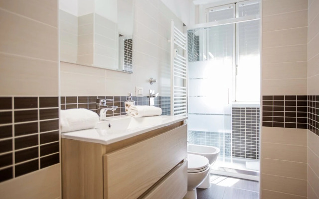 Lorenteggio Studio Apt