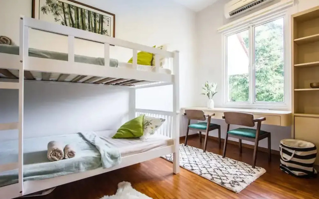 Penang Hilltop Seaview Bungalow