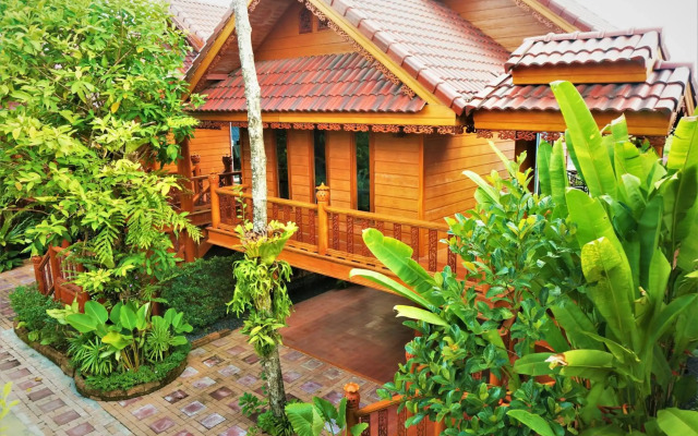 Ruenthai Boutique
