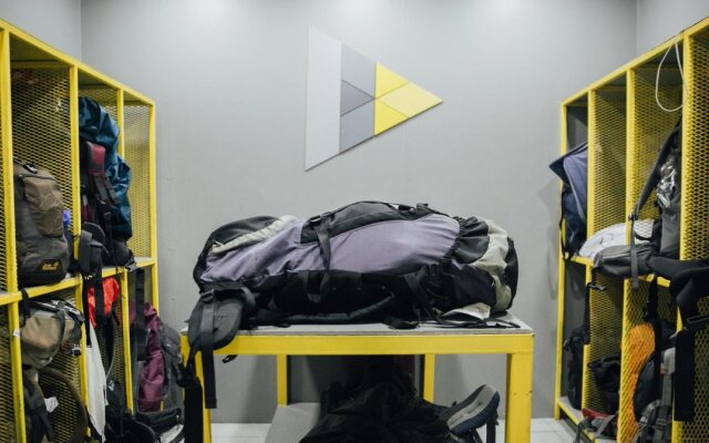D-Well Hostel