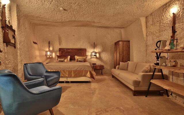 The Owl Cave Hotel