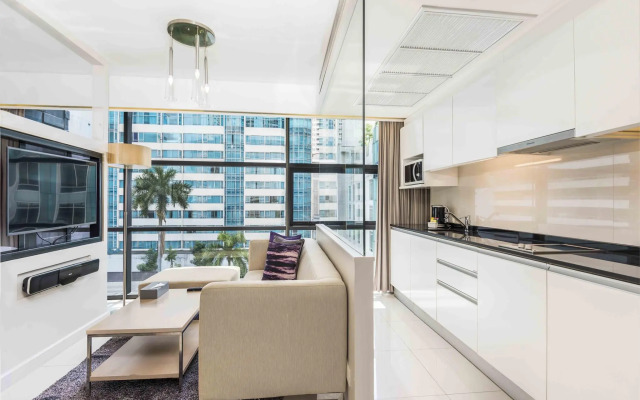 Отель Maitria Sukhumvit 18 Bangkok – A Chatrium Collection